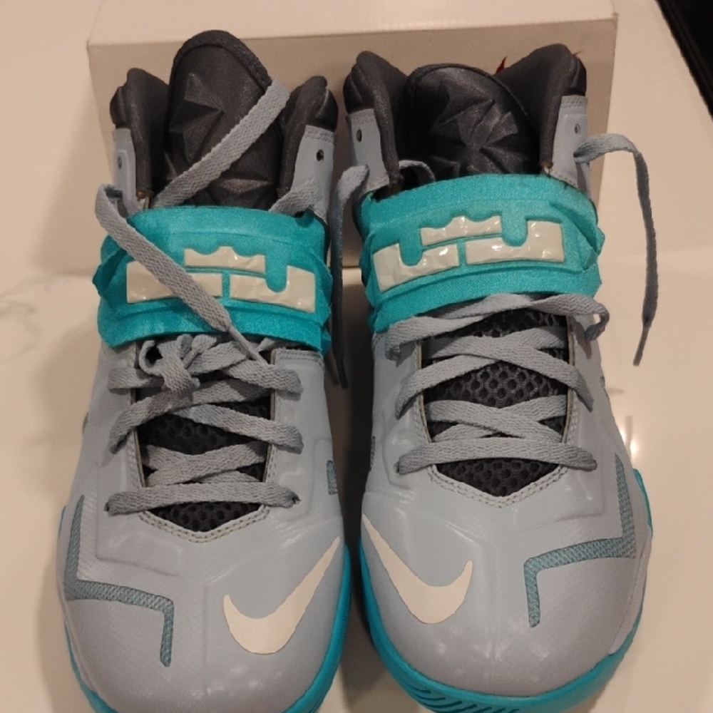 Nike Sneakers - Gray and Teal